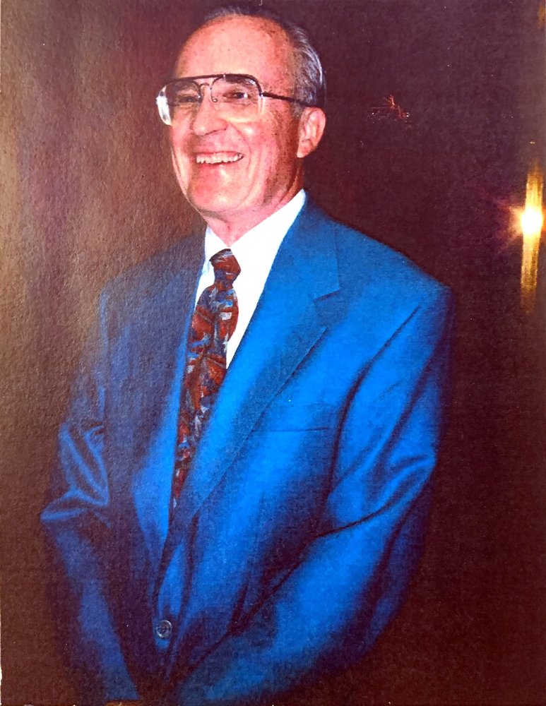 E.  Dale  Hooper